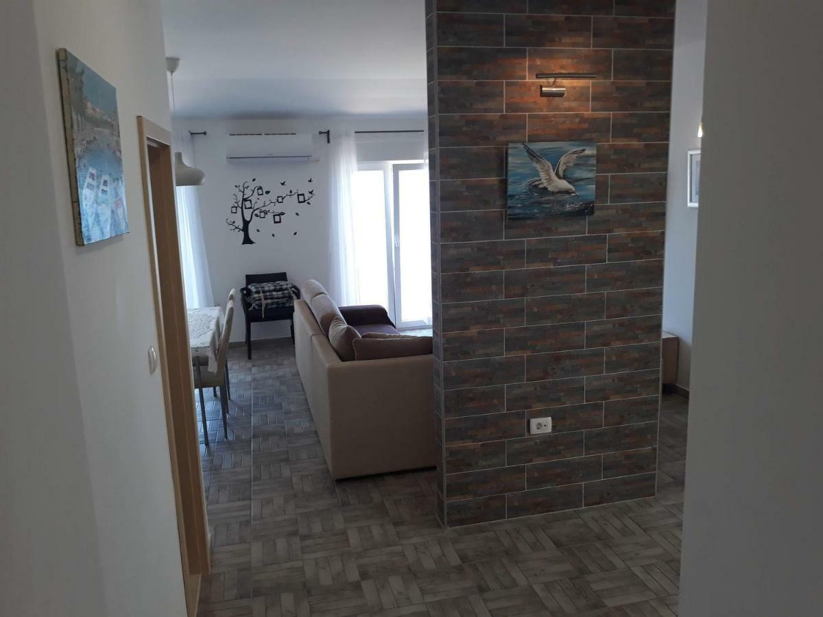 Apartman Dani-Podstrana Leilighet Eksteriør bilde